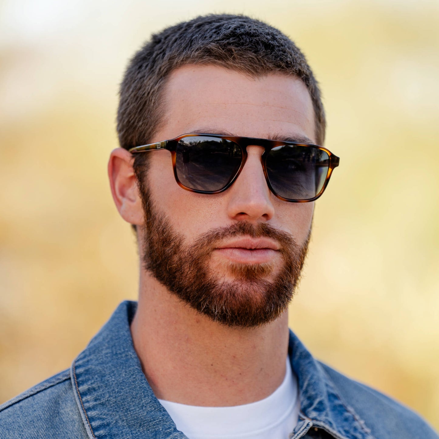 Whiskey Brown Tortoise / Blue Gradient Lens || Tortoise Single Bridge Aviator Sunglasses with Blue Polarized Lenses