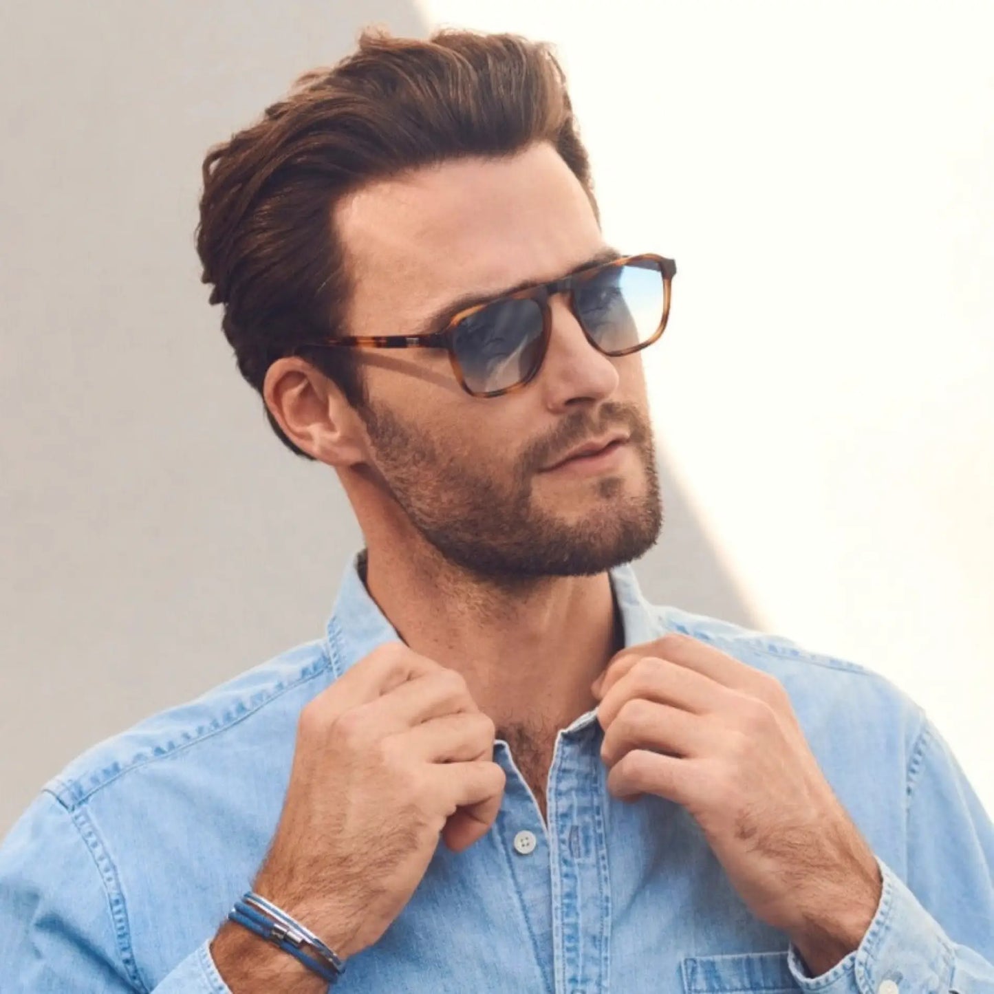 Brown Case || Upgrade your style with our Sunglass Kit, including three best-selling styles housed in a premium leather case, gift-ready and perfect for any occasion.