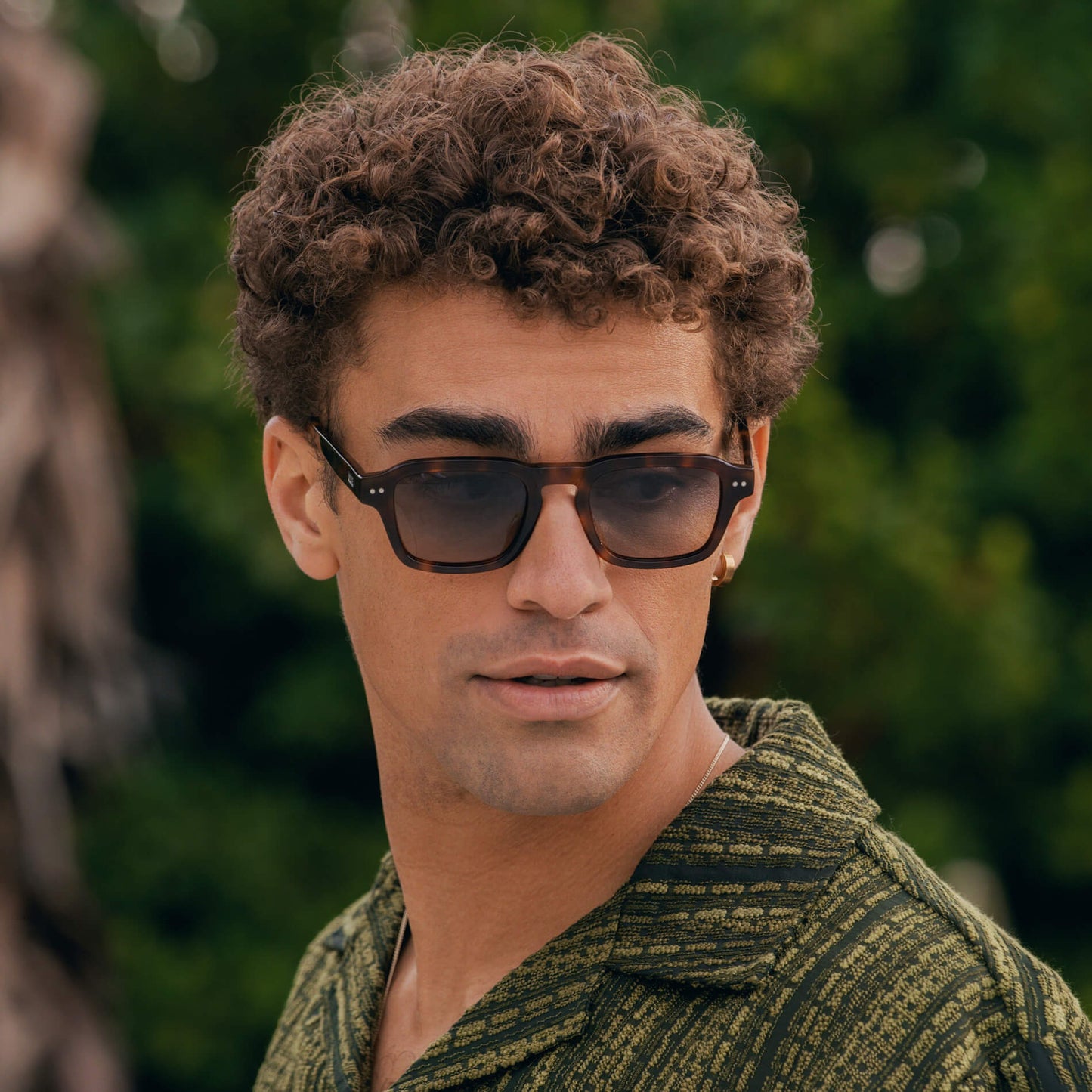 Havana Tortoise / Grey Brown Gradient Lens || Men's Rectangular Polarized Sunglasses with Tortoise Acetate Frame and Grey Brown Gradient Lens