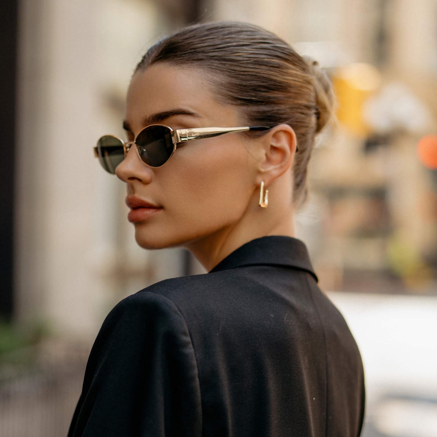 Gold / Smoke Green Lens || Trendy Oval Shape Gold Metal Thick Temple Sunglasses with Smoke Green Lenses