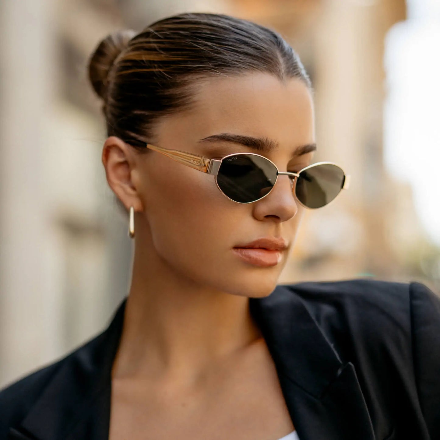 Gold / Smoke Green Lens || Women's Trendy Oval Shape Gold Metal Stainless Steel Sunglasses with Smoke Green Lenses