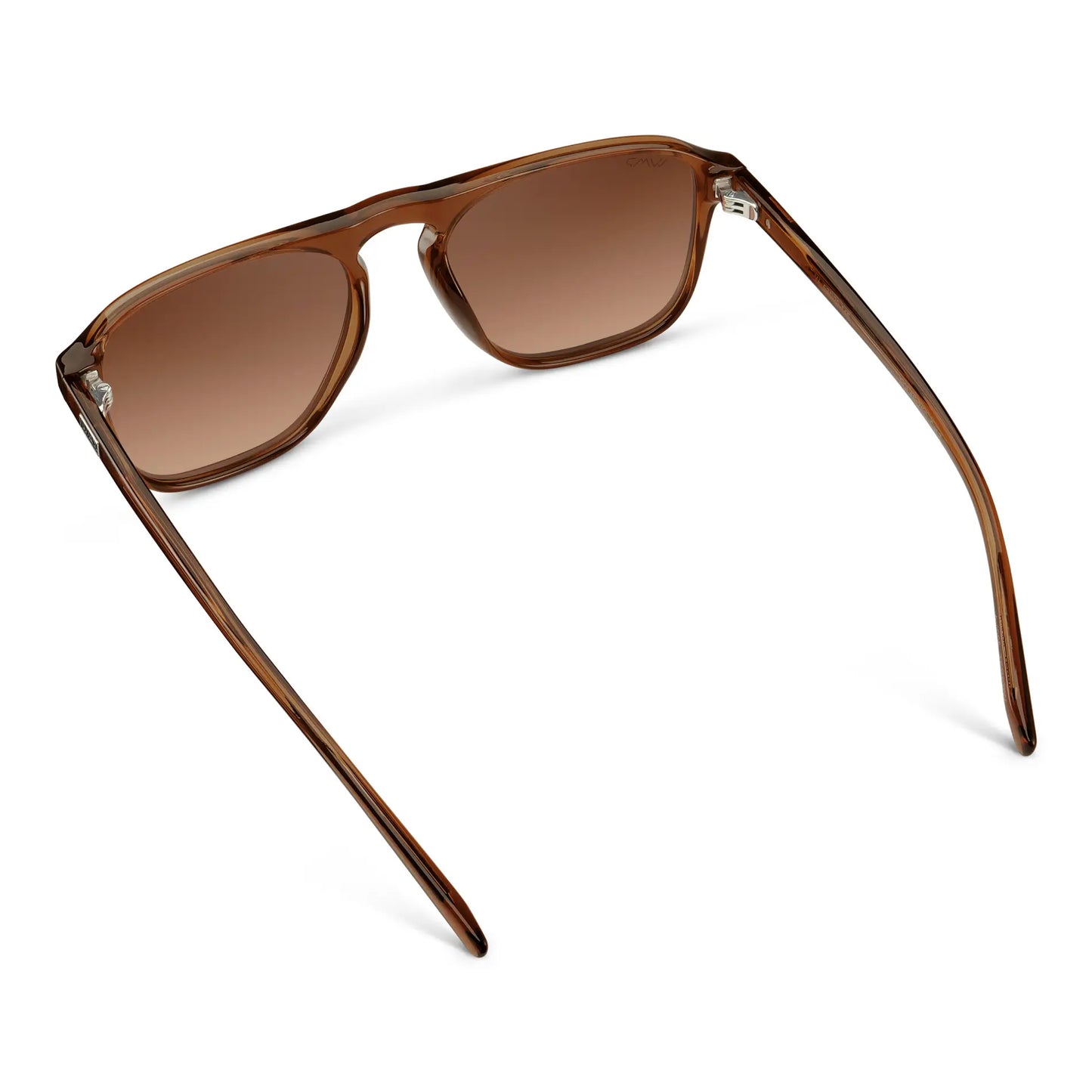 Terracotta Brown / Copper Brown Gradient Lens || Model wearing Unisex Terracotta Brown Single Bridge Aviator Sunglasses with Copper Brown Gradient Polarized Lenses