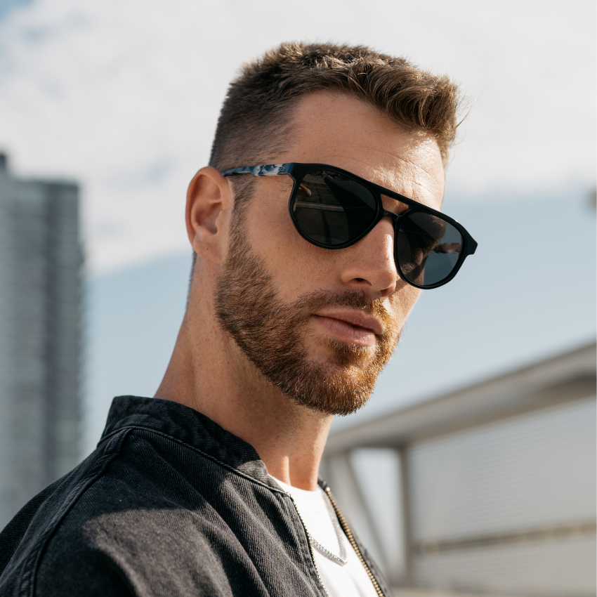 Black Beige Tortoise / Black Lens