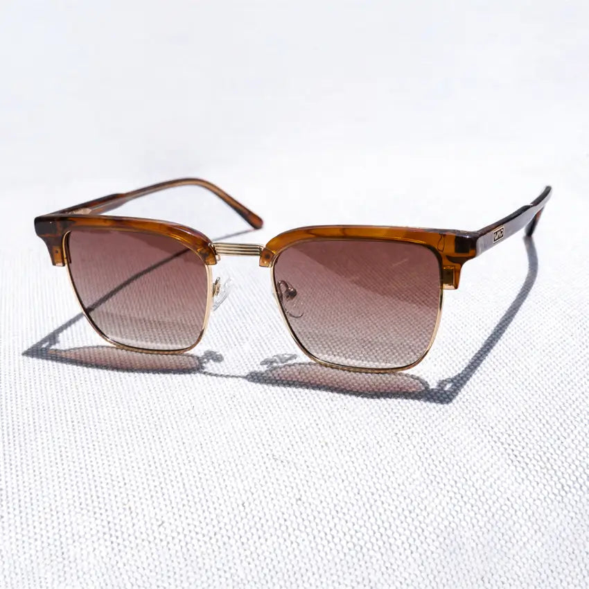 Mesquite Tortoise / Gradient Brown Lens || Mesquite Tortoise Horn Rimmed Polarized Sunglasses with Brown Gradient Lenses