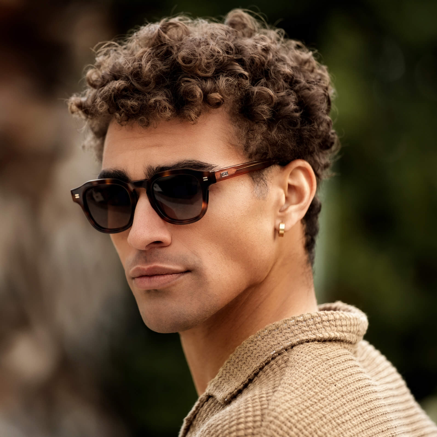 Havana Tortoise / Brown Gradient Lens || Men's Geometric Square Polarized Sunglasses with Tortoise Acetate Frame and Brown Gradient Lens