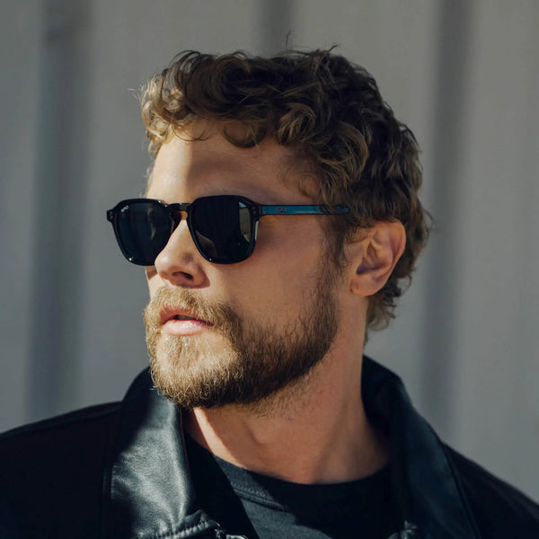 Francis | Polarized - Black / Triple Black Lens