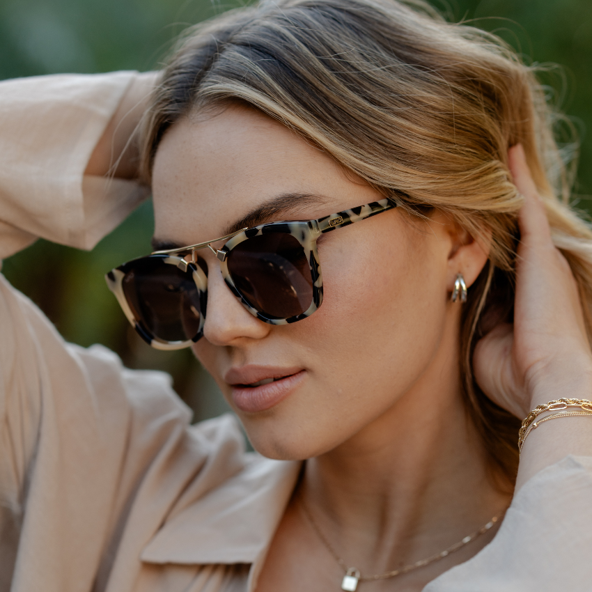 Beige Tortoise / Brown Gradient Lens