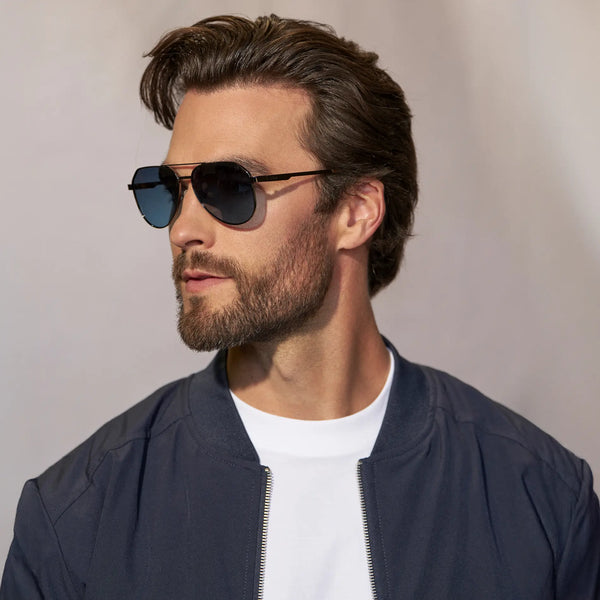 Aero - Gunmetal / Deep Blue Gradient Lens