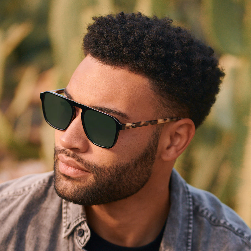 Black Beige Tort / G15 Lens || Black Single Bridge Aviator Sunglasses with Green Prescription Lenses
