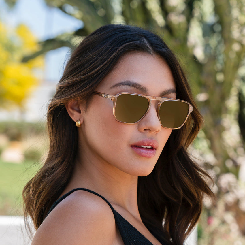 Light Crystal Brown / Amber Lens || Brown Single Bridge Aviator Sunglasses with Brown Prescription Lenses