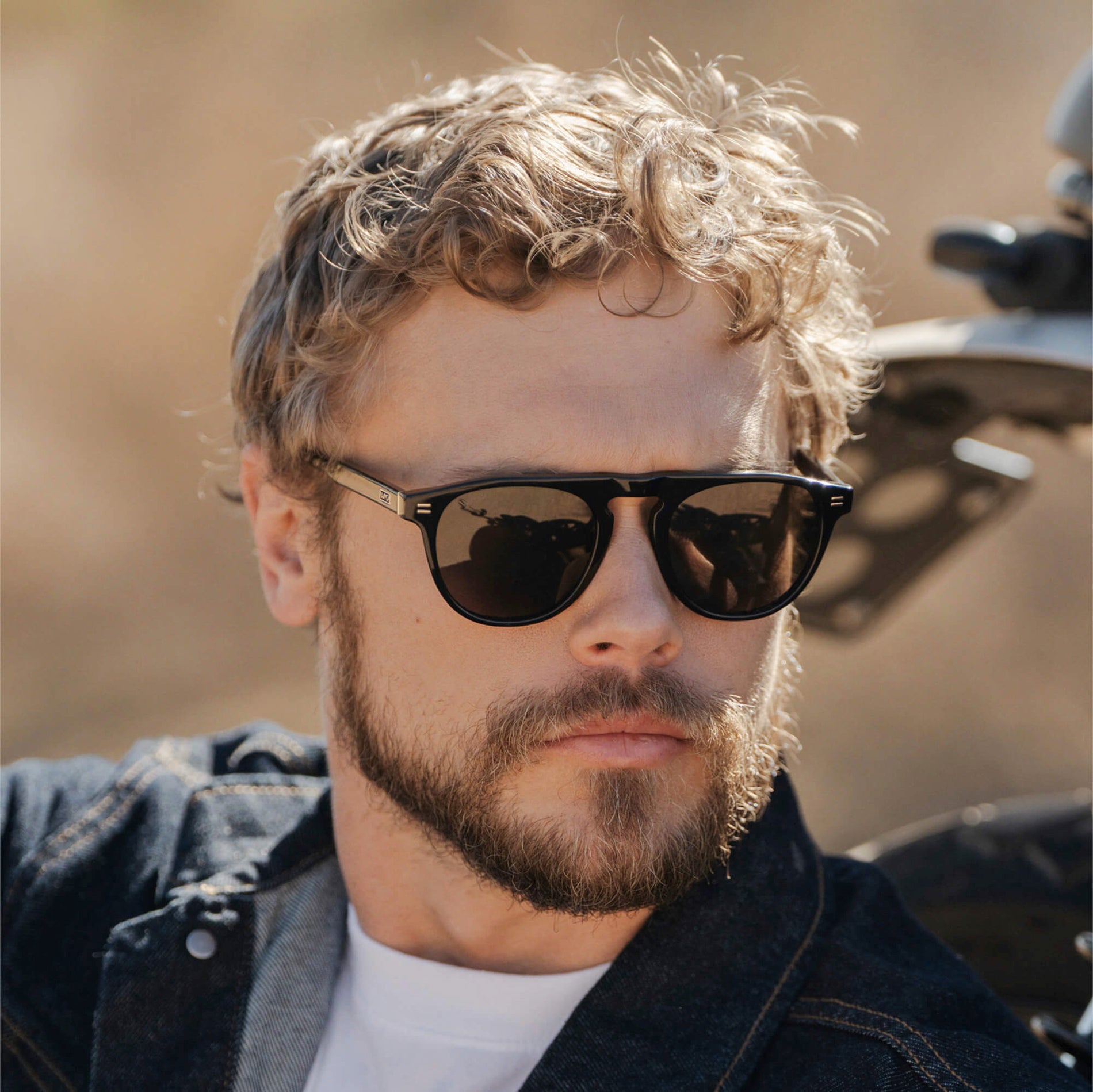 Black / Triple Black Lens || Men's Rounded Aviator-Inspired Sunglasses with Black Acetate Frame and Triple Black Polarized Lens