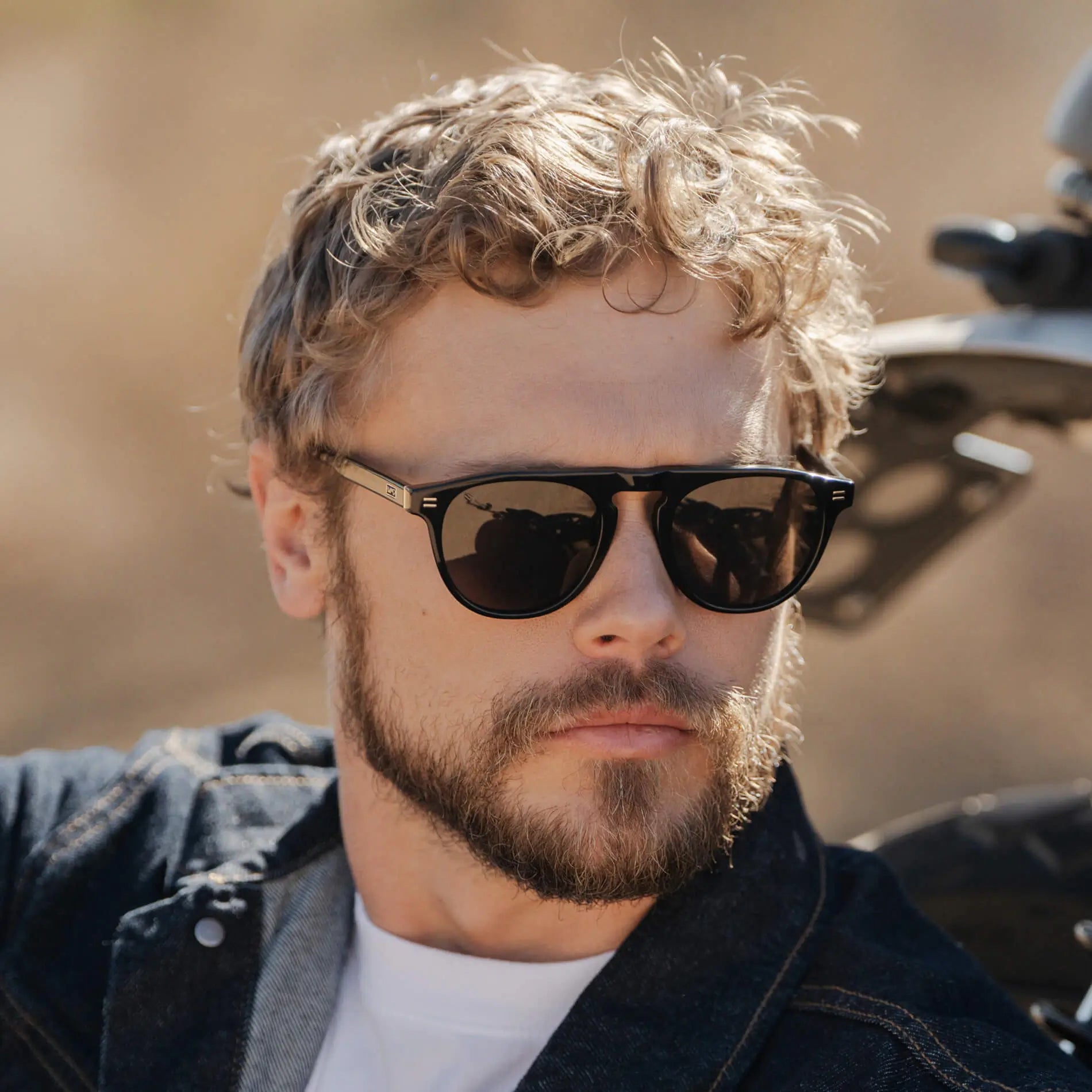 Black / Triple Black Lens || Men's Rounded Aviator-Inspired Sunglasses with Black Acetate Frame and Triple Black Polarized Lens