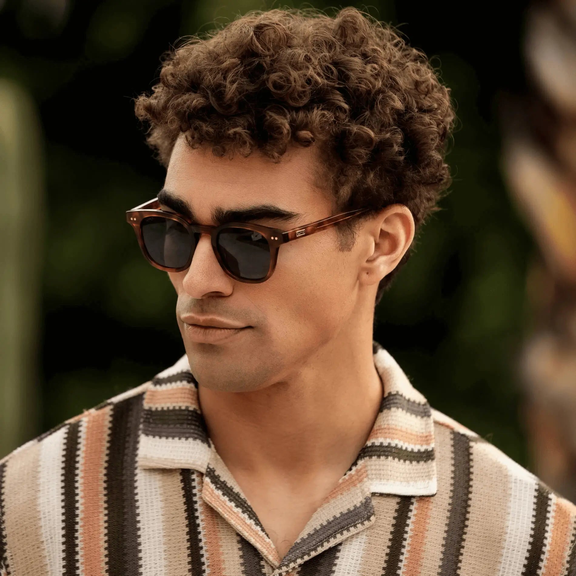 Saddlewood Tortoise / Laguna Blue Lens || Men's Polarized Sunglasses with a Lightweight Acetate Saddlewood Tortoise Frame and Laguna Blue Lenses