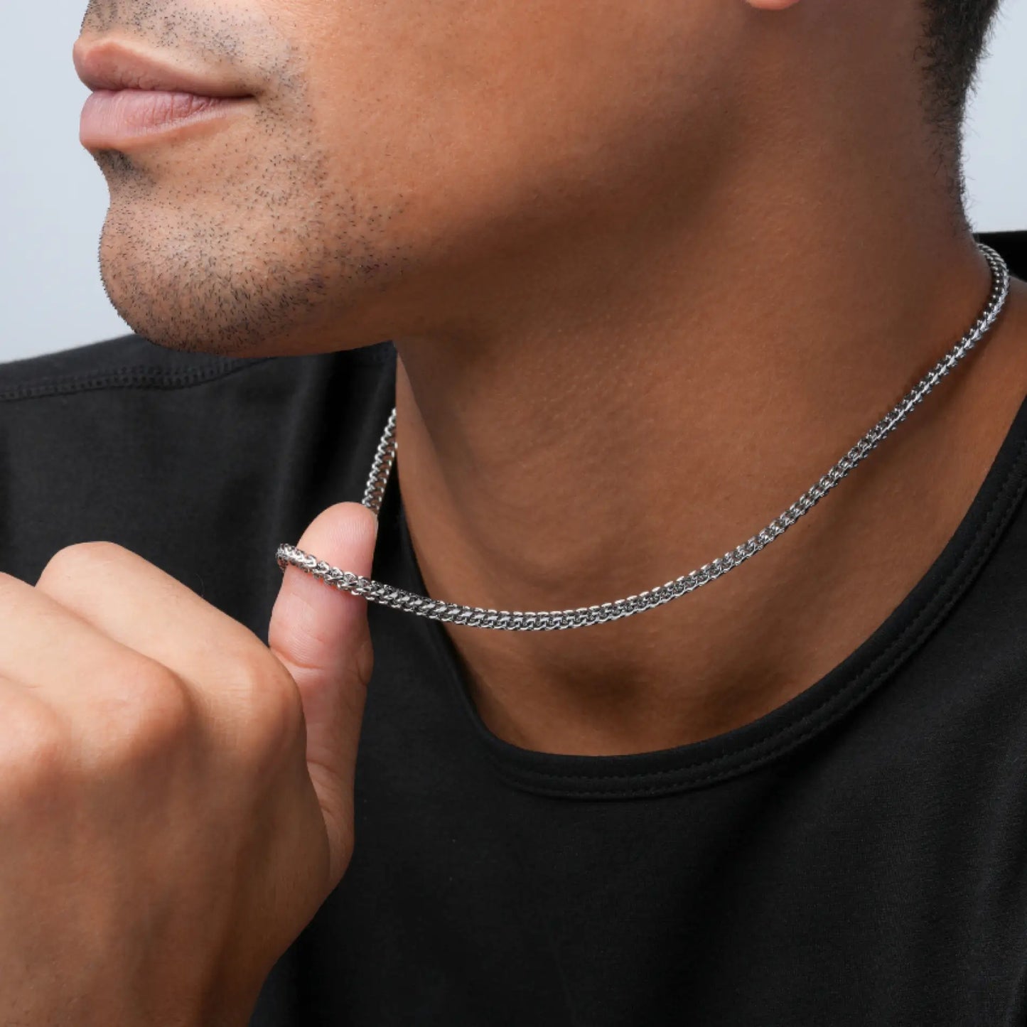 Silver / 22" || Man wearing Silver Block Chain Necklace with a black shirt