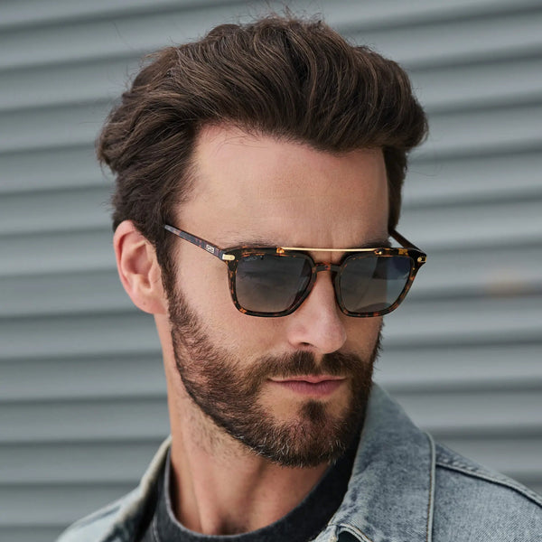 Connor | Polarized - Amber Tortoise / Blue Gradient Lens
