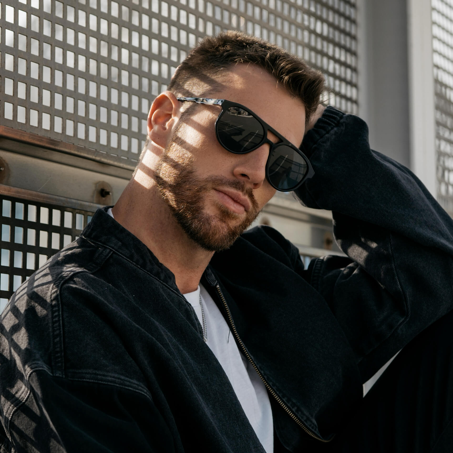 Black Beige Tortoise / Black Lens || Men’s Modern Double Bridge Aviator Black Beige Tortoise Polarized Sunglasses with Black Lenses