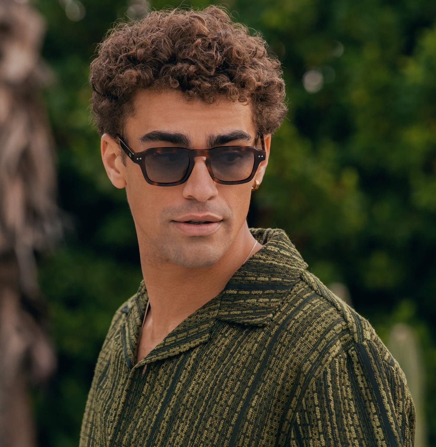 Havana Tortoise / Grey Brown Gradient Lens || Men's Rectangular Polarized Sunglasses with Tortoise Acetate Frame and Grey Brown Gradient Lens