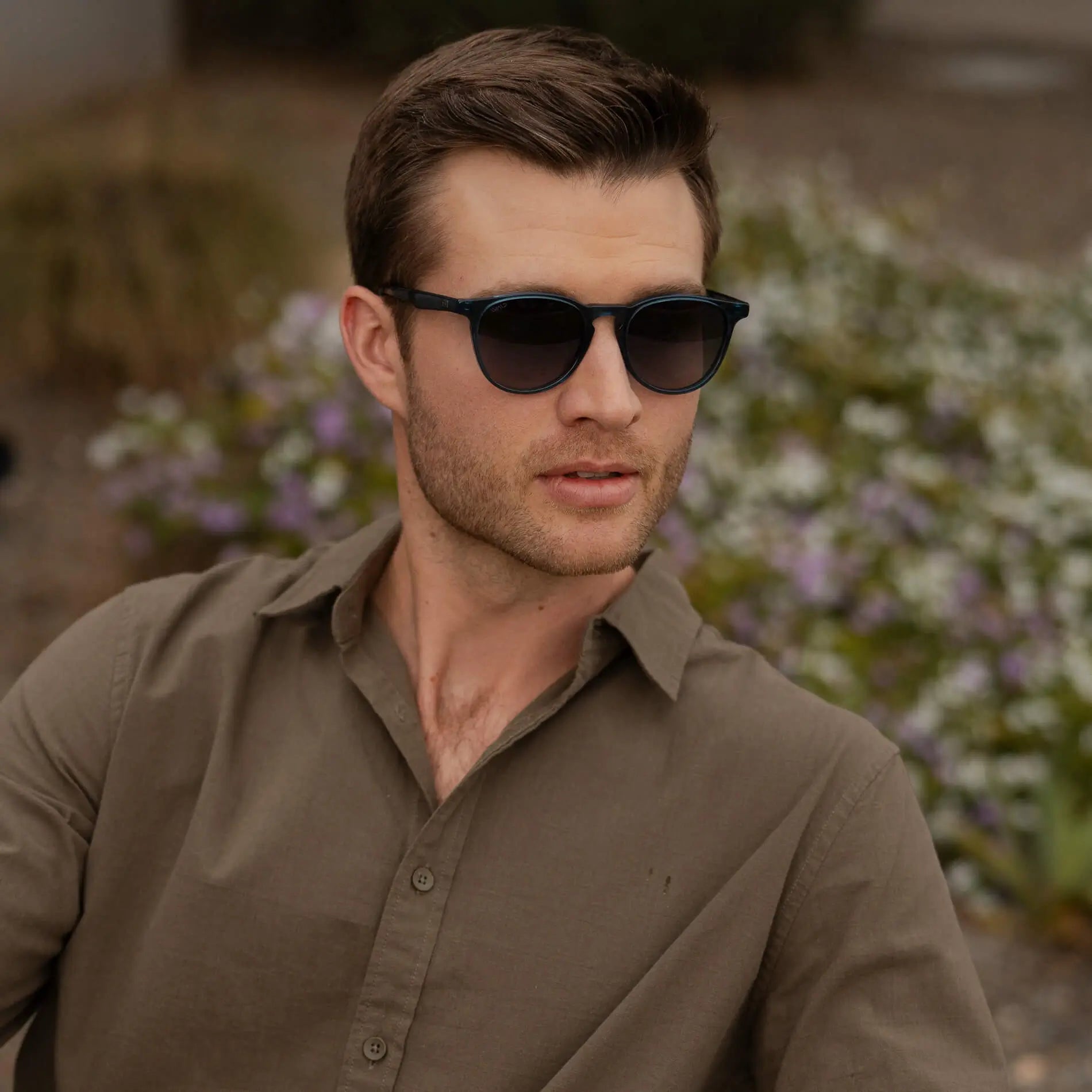 Crystal Cobalt / Black Gradient Lens || Men's Round Polarized Sunglasses with Blue Frame and Grey Lenses