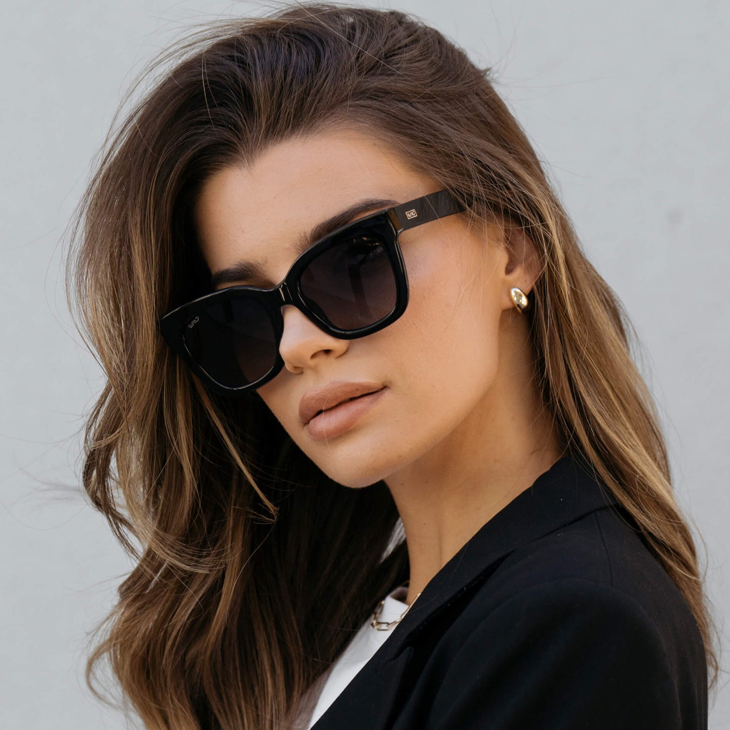 Glossy Black / Black Lens || Black Cateye Frame Sunglasses with Black Polarized Lenses