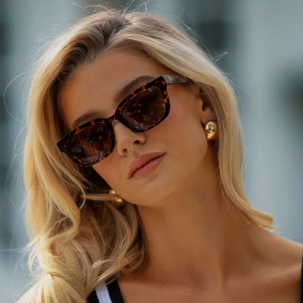 Vivian | Polarized - Ember Tortoise / Dark Brown Lens