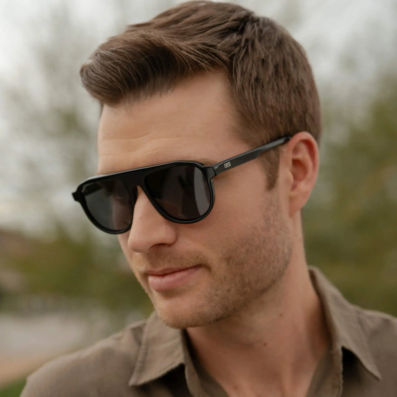 Wyatt | Polarized - Glossy Black / Black Lens
