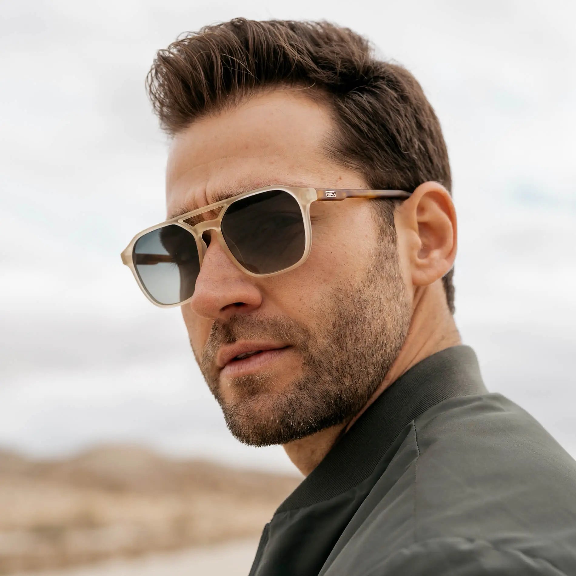 Tortoise Champagne / Smoke Green Gradient Lens || Modern Square Double Bridge Aviator Sunglasses with Green Polarized Lenses