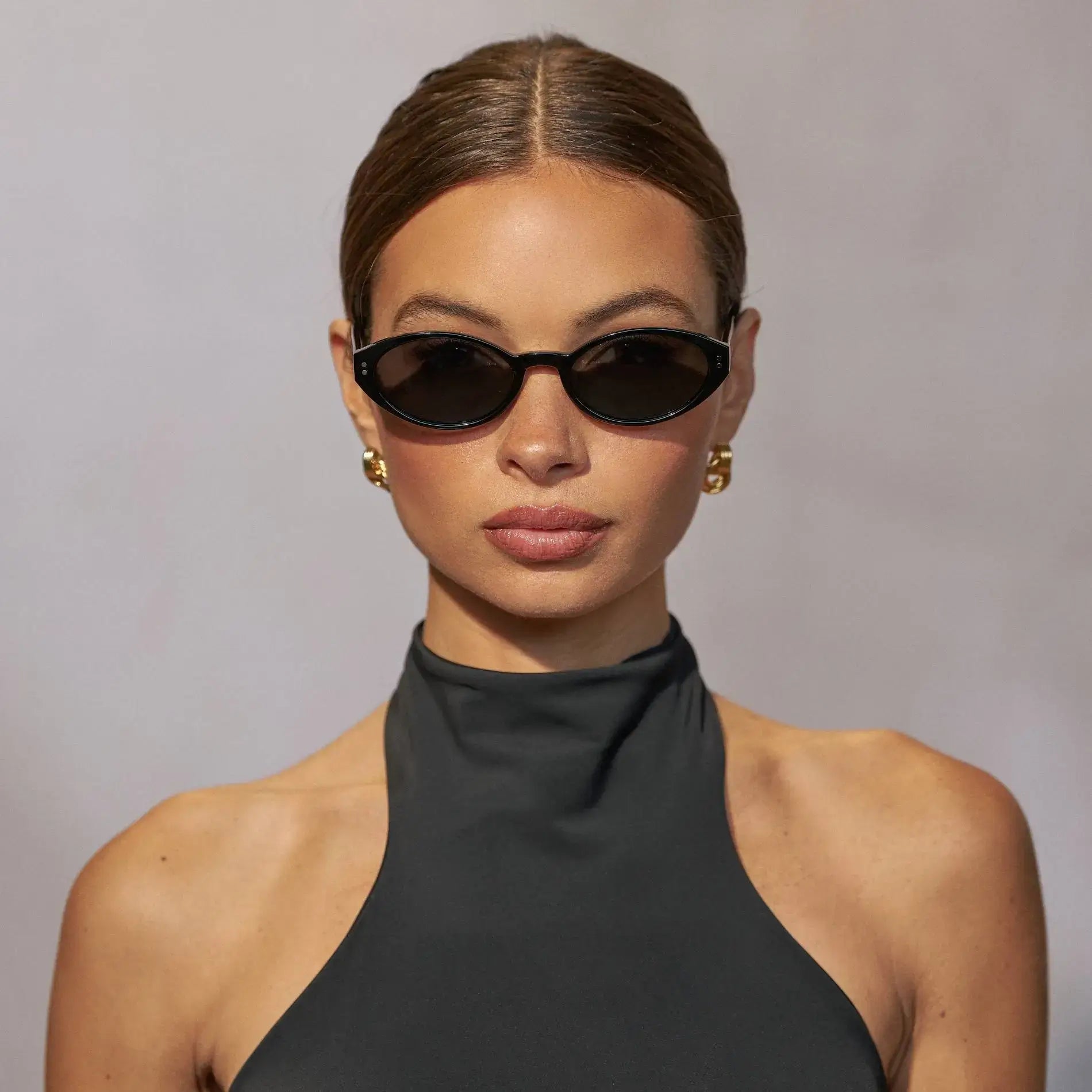 Black / Triple Black Lens || Women's Elongated Oval Sunglasses with Black Frame and Black Lens 