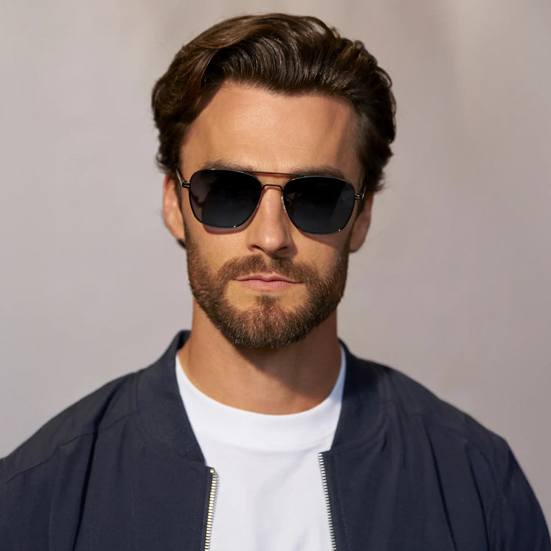 Fox - Gunmetal / Deep Blue Gradient Lens