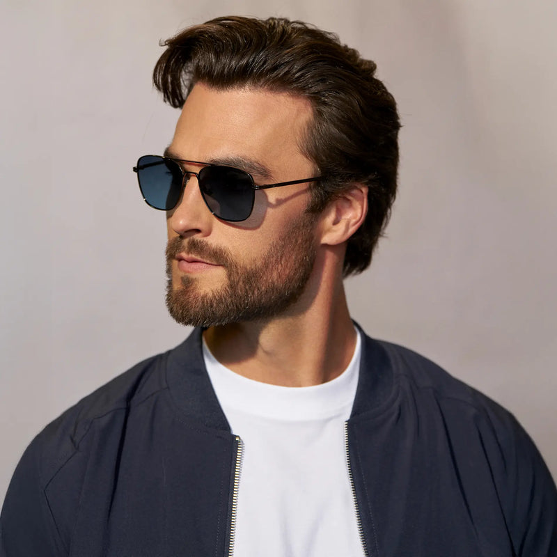 Fox - Gunmetal / Deep Blue Gradient Lens
