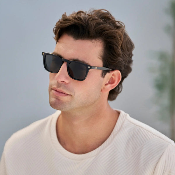 Grant | Polarized - Black / Triple Black Lens