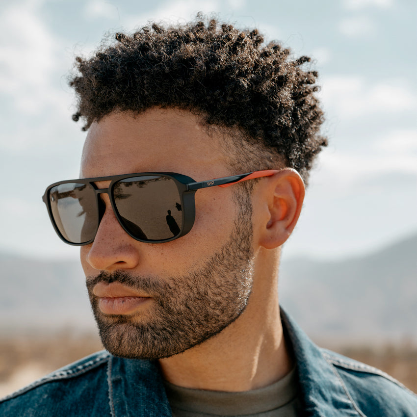 Black Frame/Red Tips || Black Square Aviator Sunglasses with Black Polarized Lenses