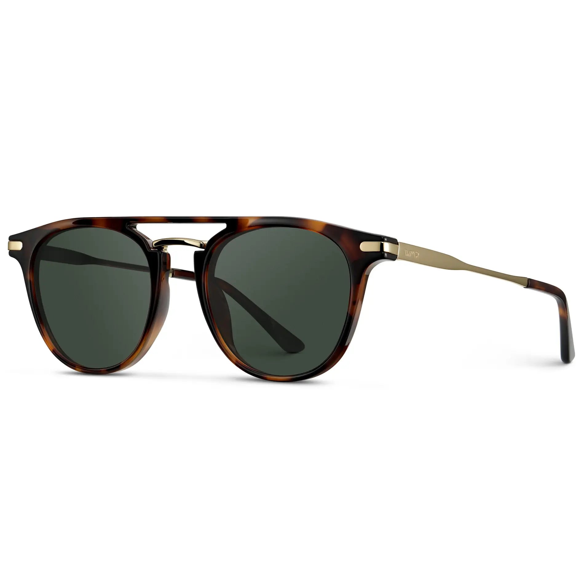 Brown Tortoise / G15 || Side view of Men's Round Prescription Sunglasses with Brown Tortoise Frame and Green Lenses on a white background