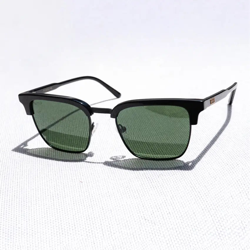 Black / Smoke Green Lens || Black Horn Rimmed Polarized Sunglasses with Green Lenses
