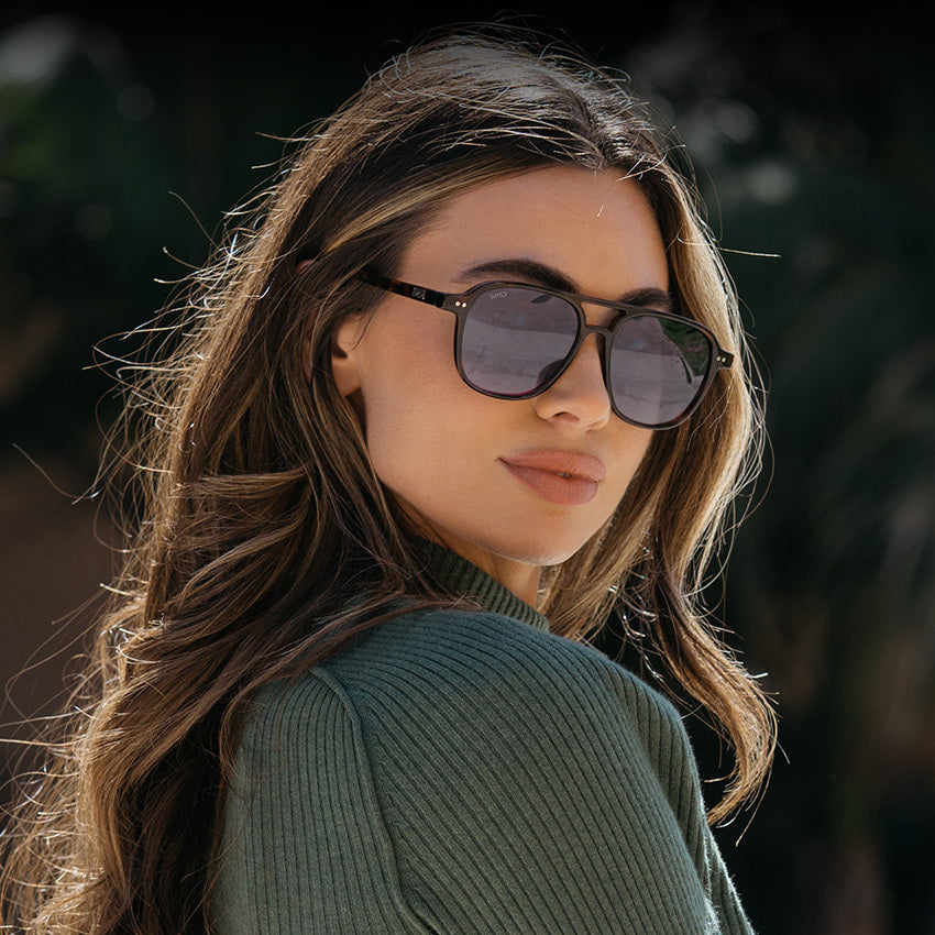 Whiskey Brown Tortoise / Blue Gradient Lens || Unisex Square Frame Sunglasses in Whiskey Brown Tortoise with Blue Gradient Polarized Lenses