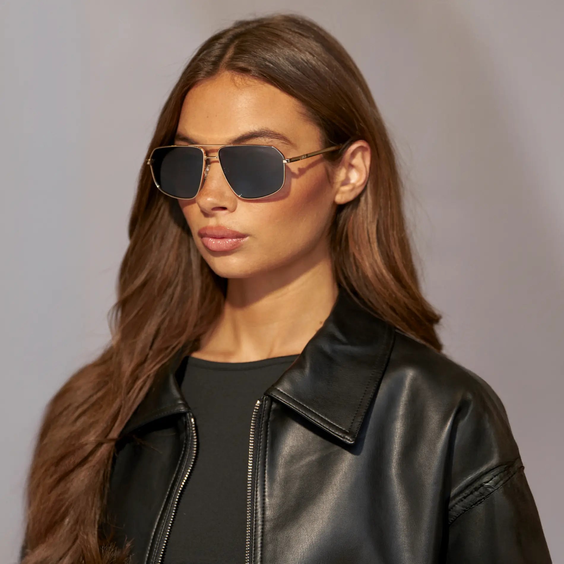 Gold / Deep Blue Gradient Lens || Model wearing Women's Metal Aviator Sunglasses with Gold Frame and Deep Blue Gradient Lens 