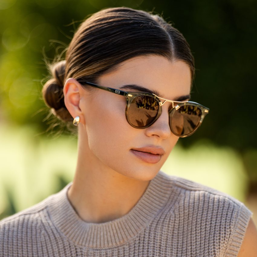 Desert Sage / Brown Gradient || Double Bridge Round Retro Polarized Sunglasses with Desert Sage Frame Brown Gradient Lens and Gold Fashion Accents