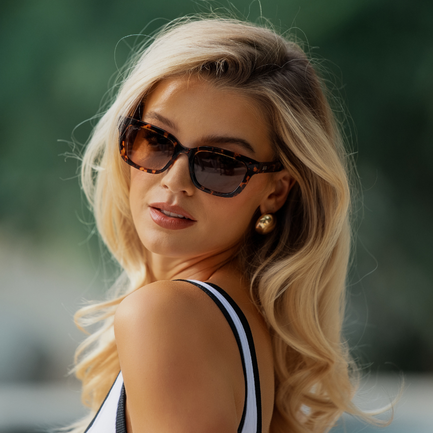 Ember Tortoise / Dark Brown Lens || Women's Rectangular Polarized Sunglasses with Tortoise Acetate Frame and Dark Brown Lens