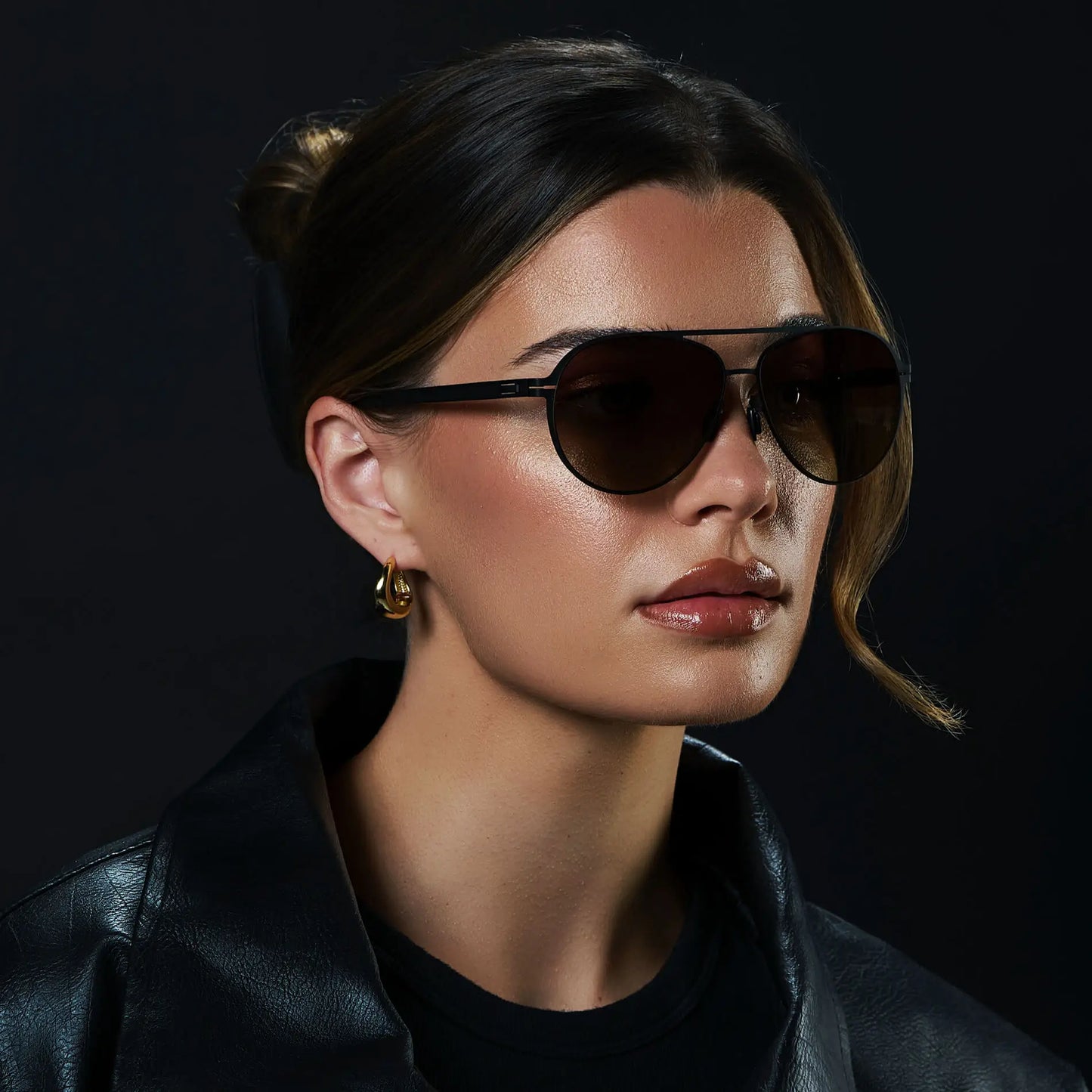 Matte Black / Brown Gradient Lens || Unisex Polarized Aviator Sunglasses with Matte Black Beta Titanium Metal Frame, Screwless Hinges, and Ultra Polarized Brown Gradient Nylon Lens