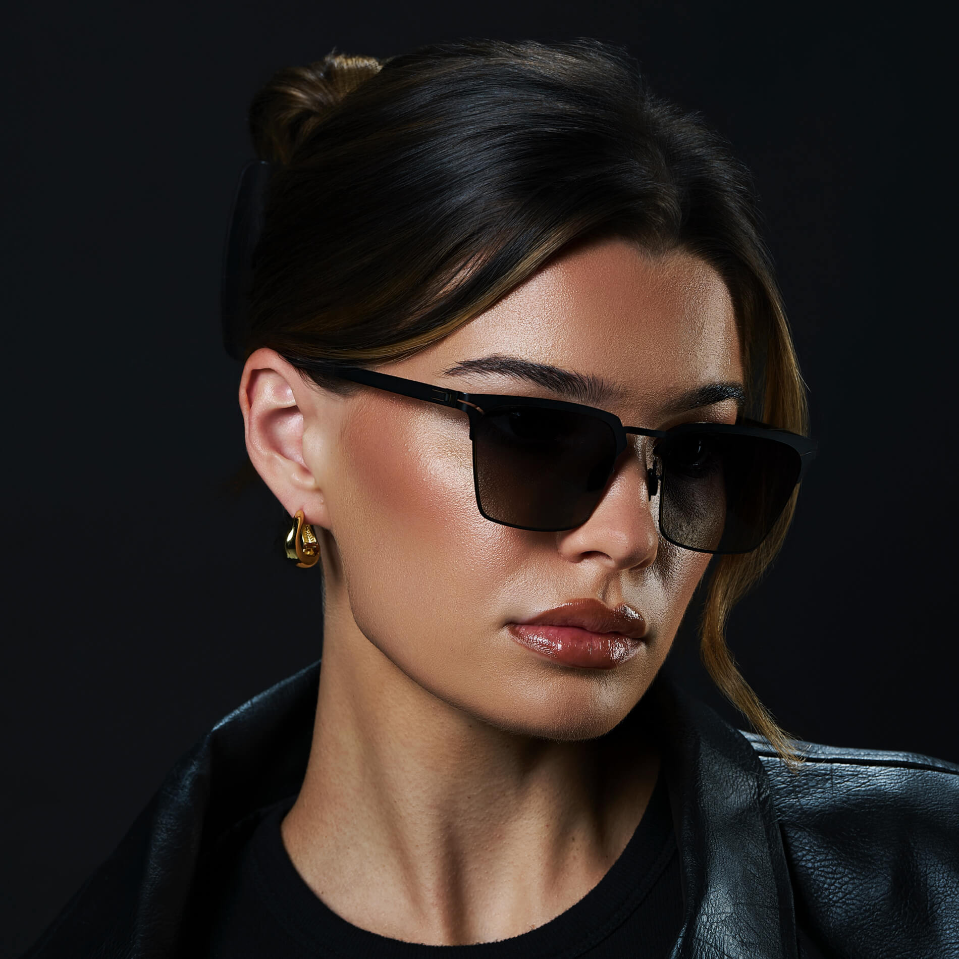 Matte Black / Black Gradient Lens || Unisex Sunglasses with Matte Black Beta Titanium Metal Frame, Screwless Hinges, and Nylon Polarized Black Gradient Lens