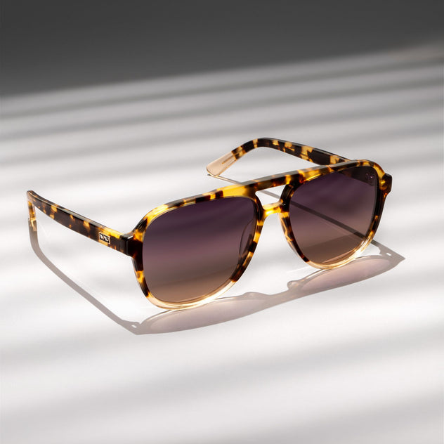 Indie | Polarized - Tortoise Clear / Gradient Sunset Lens