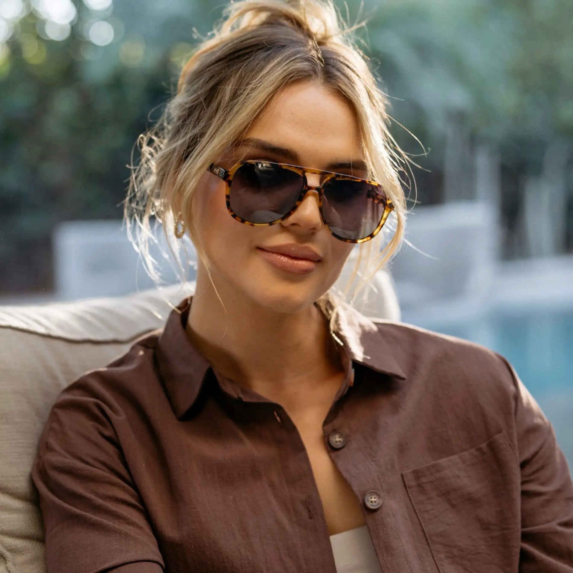 Honey Tortoise / Twilight Gradient Lens || Brown Tortoise Aviator Frame Sunglasses with Purple Gradient Polarized Lenses