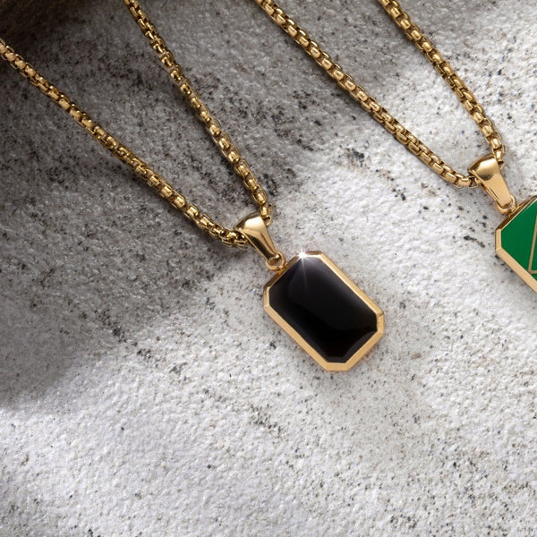 Arlo Necklace - Gold / Dusk Black Pendant
